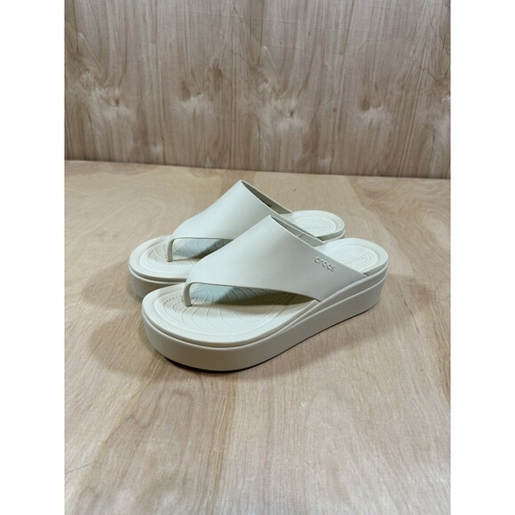COPY - Woman's Sandals Crocs Brooklyn Flip Low Wedge Off White Size 11 - Picture 3 of 6